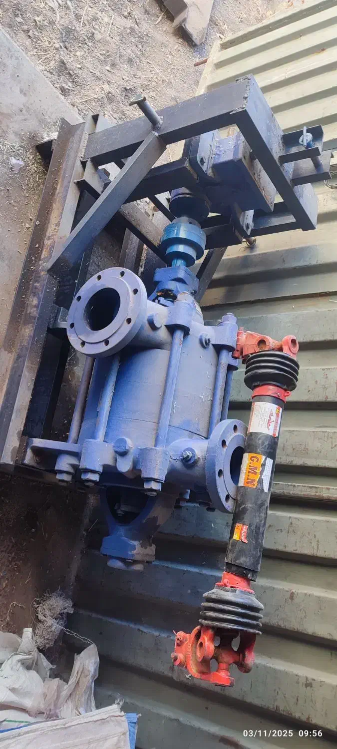 موتور آب پشت تراکتوری|ماشینآلات صنعتی|خرقان, |دیوار