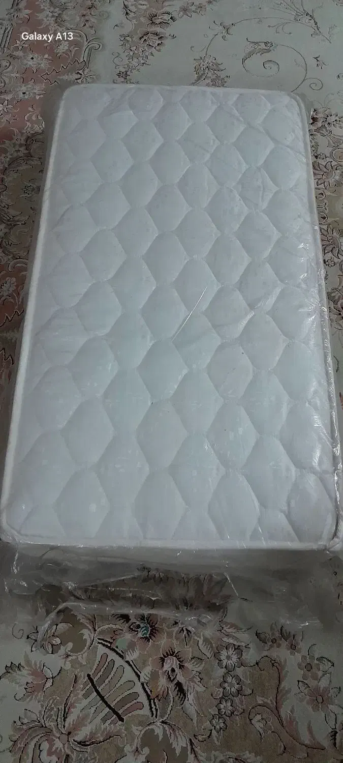 تشک خواب|تشک تختخواب|فلاورجان, |دیوار