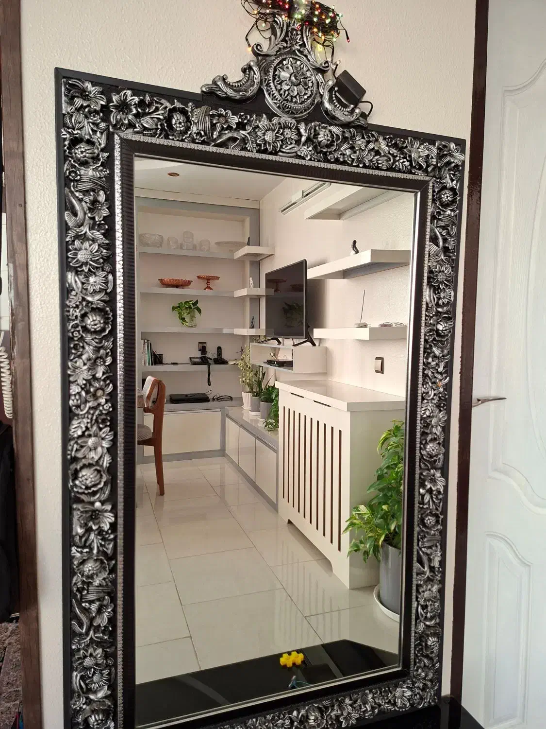 اینه و شمعدان|آینه|بندرعباس, |دیوار