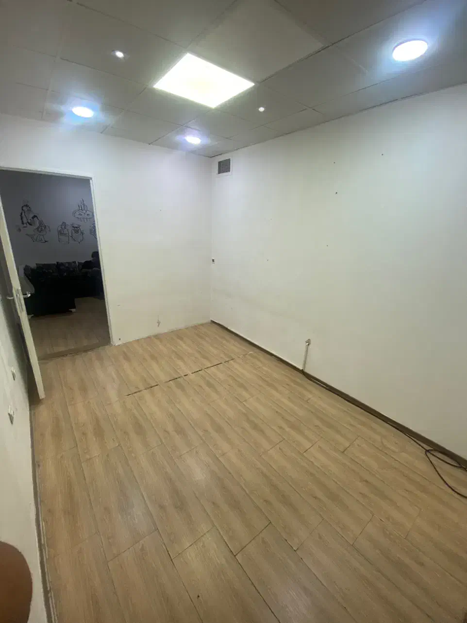 اجاره صندلی واتاق ماساژ،تتو،مزون|اجارهٔ دفتر کار، اتاق اداری، مطب|تهران, سید خندان (جلفا)|دیوار