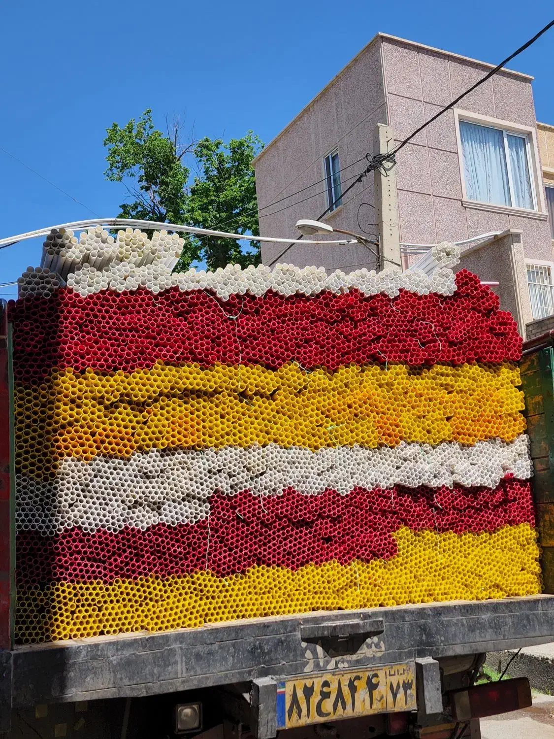 استخدام کارگر (آقا) با اضافه کاری و بیمه|استخدام صنعتی، فنی، مهندسی|شهریار, بکه|دیوار