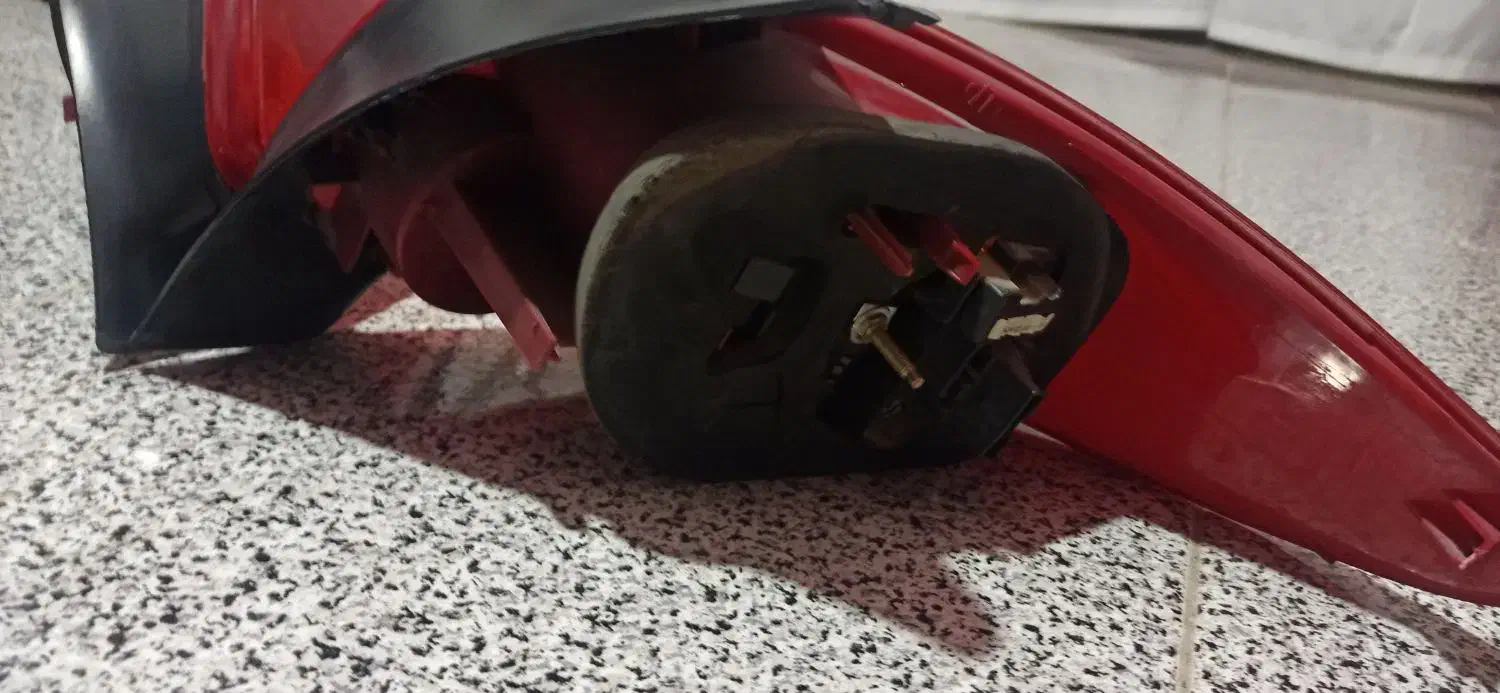 چراغ پشت 206|قطعات یدکی و لوازم جانبی|اردبیل, |دیوار