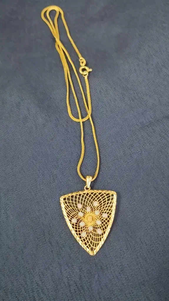 فروش پلاک زنجیر طلا نو|جواهرات|ساوه, |دیوار