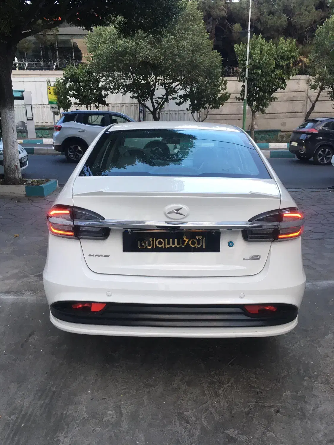 کی ام سی ایگل مدل ۱۴۰۴|خودرو سواری و وانت|تهران, قیطریه|دیوار