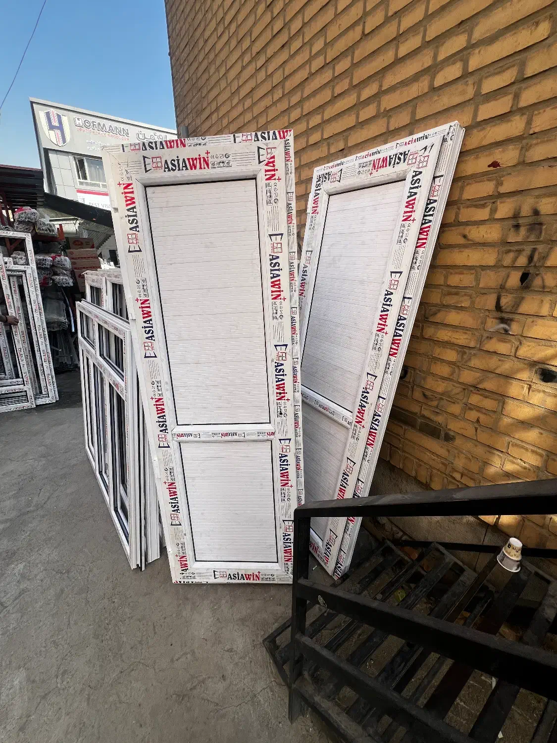 فروش درب و پنجره دوجداره همراه توری،نقد و اقساط|خدمات پیشه و مهارت|تهران, نارمک|دیوار