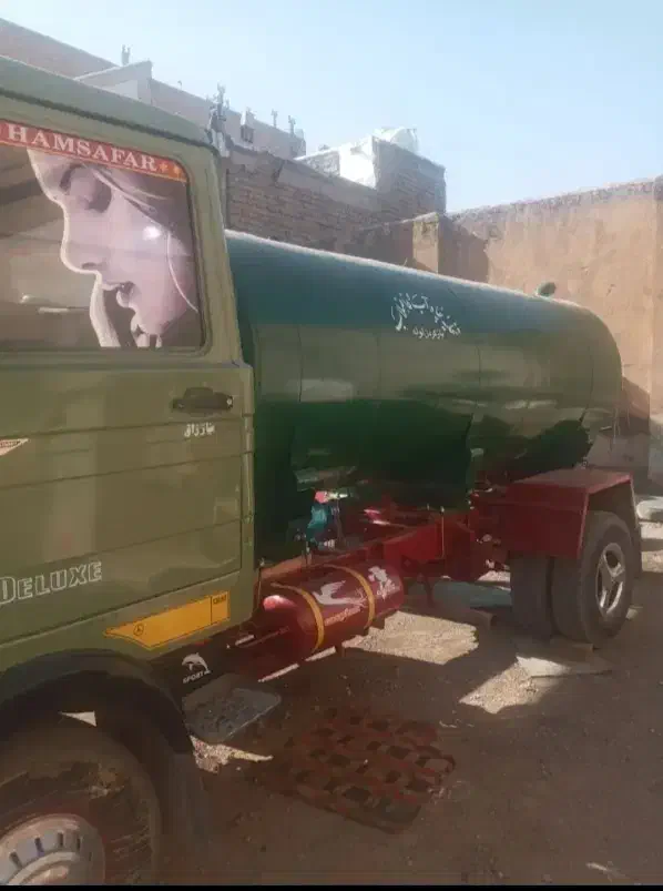 تخلیه چاه فاضلاب با تانکر بزرگ|خدمات پیشه و مهارت|بندرعباس, |دیوار