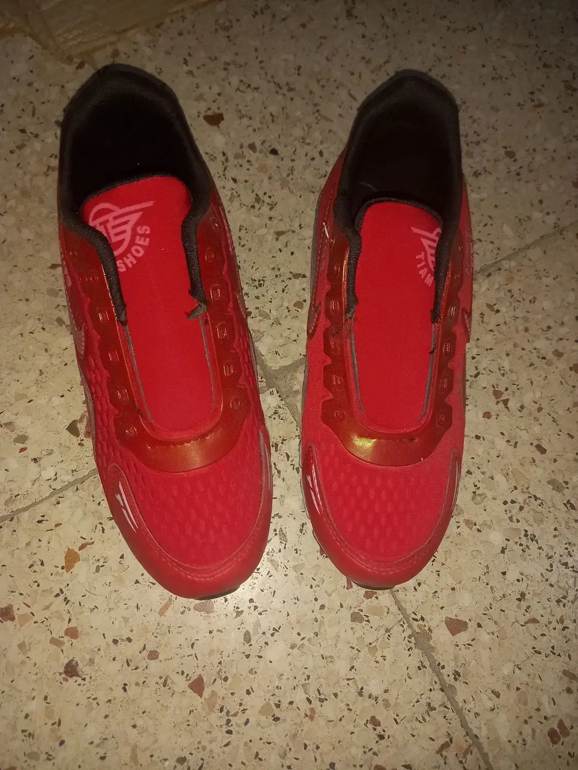 انواع کتونی مردونه|کیف، کفش، کمربند|خمین, |دیوار