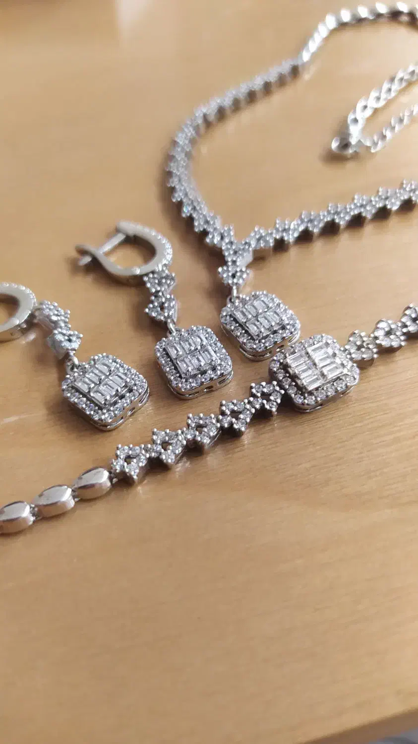 سرویس نقره|جواهرات|رشت, دیانتی|دیوار