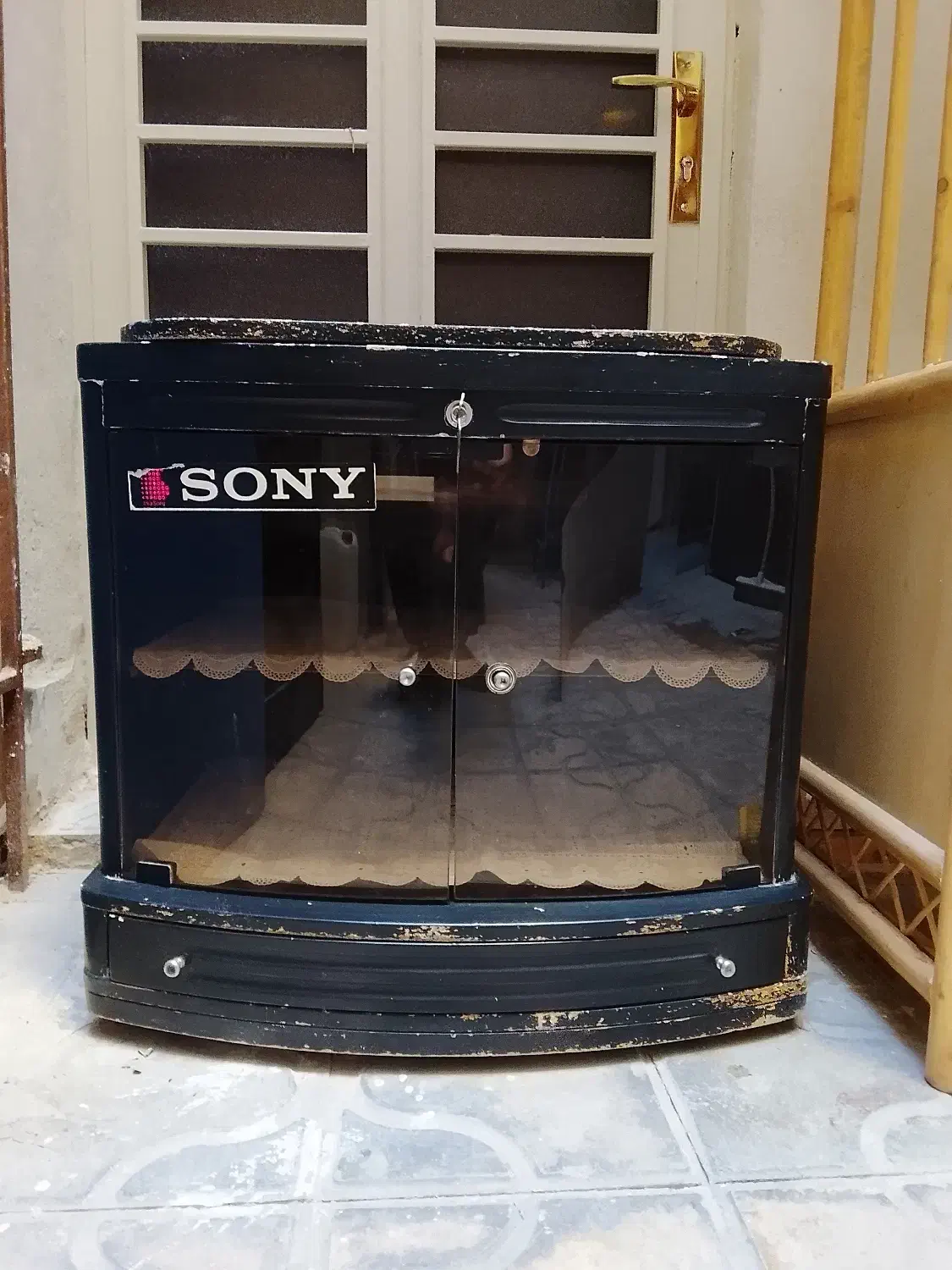 میز زیر. تلویزیونی|میز تلویزیون|شیراز, زند|دیوار