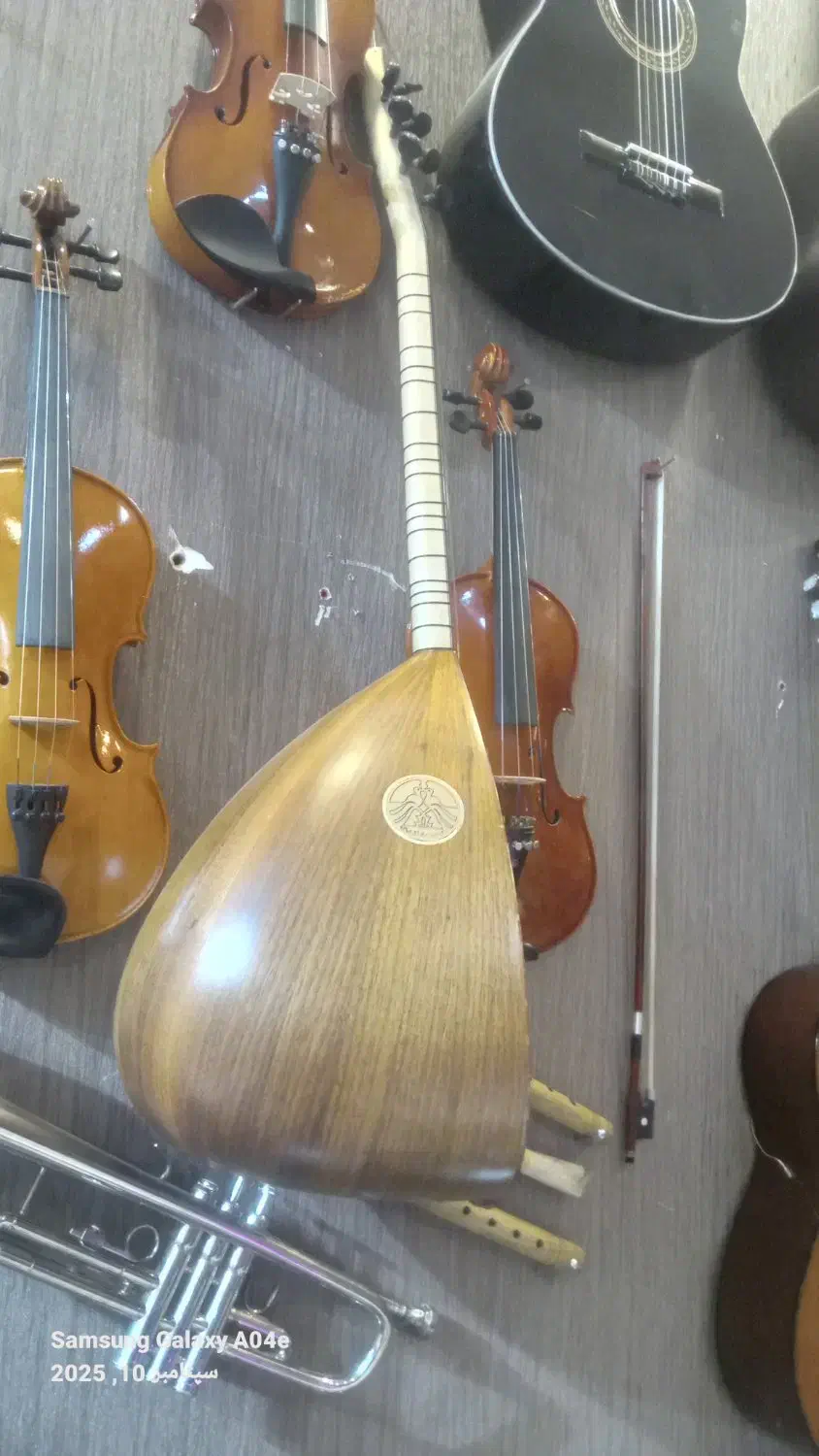 شش تارودیوان|سازهای سنتی|قوچان, |دیوار