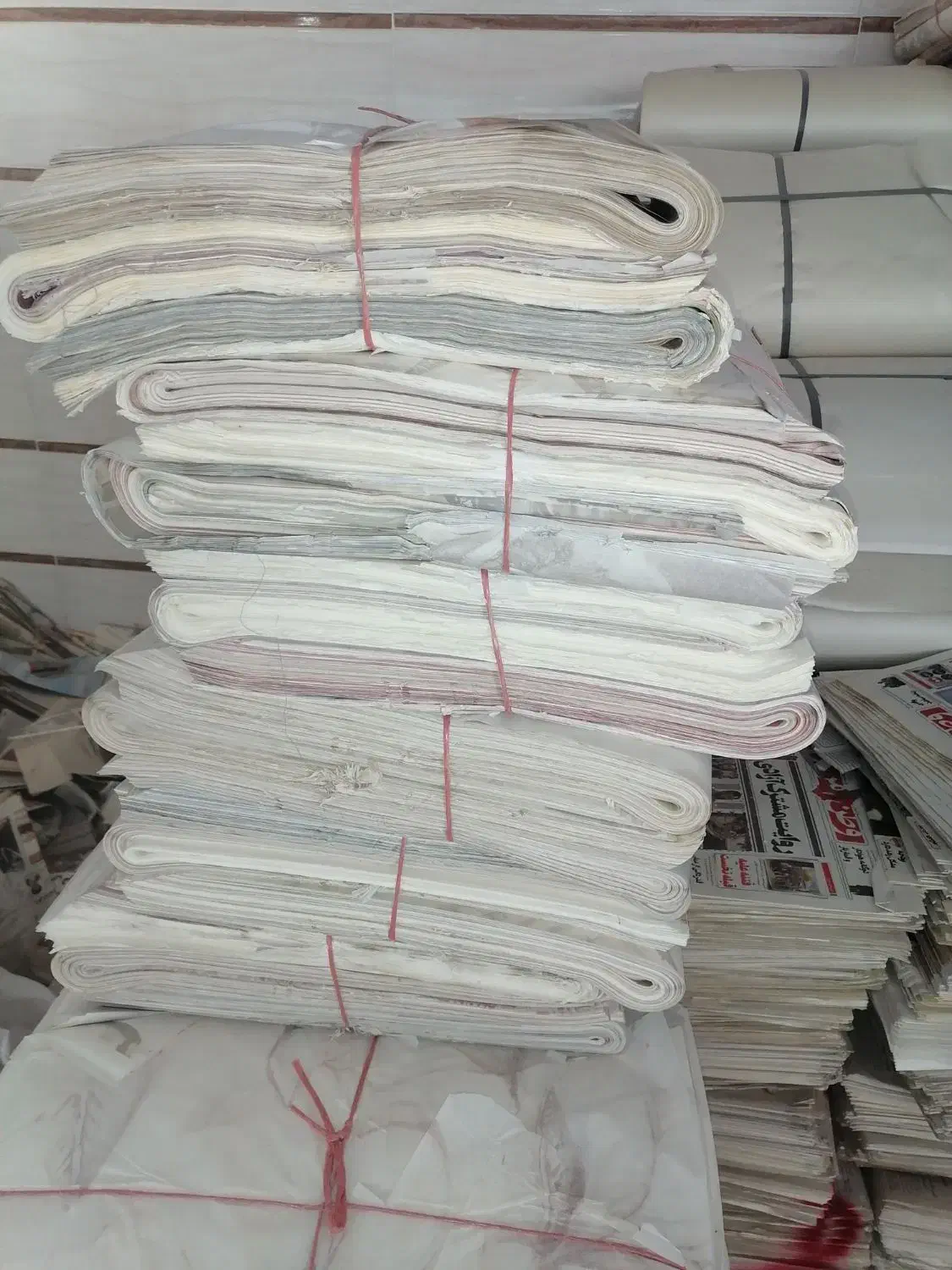 خرید و فروش روزنامه باطله|مجلات|شیراز, ریاستی|دیوار