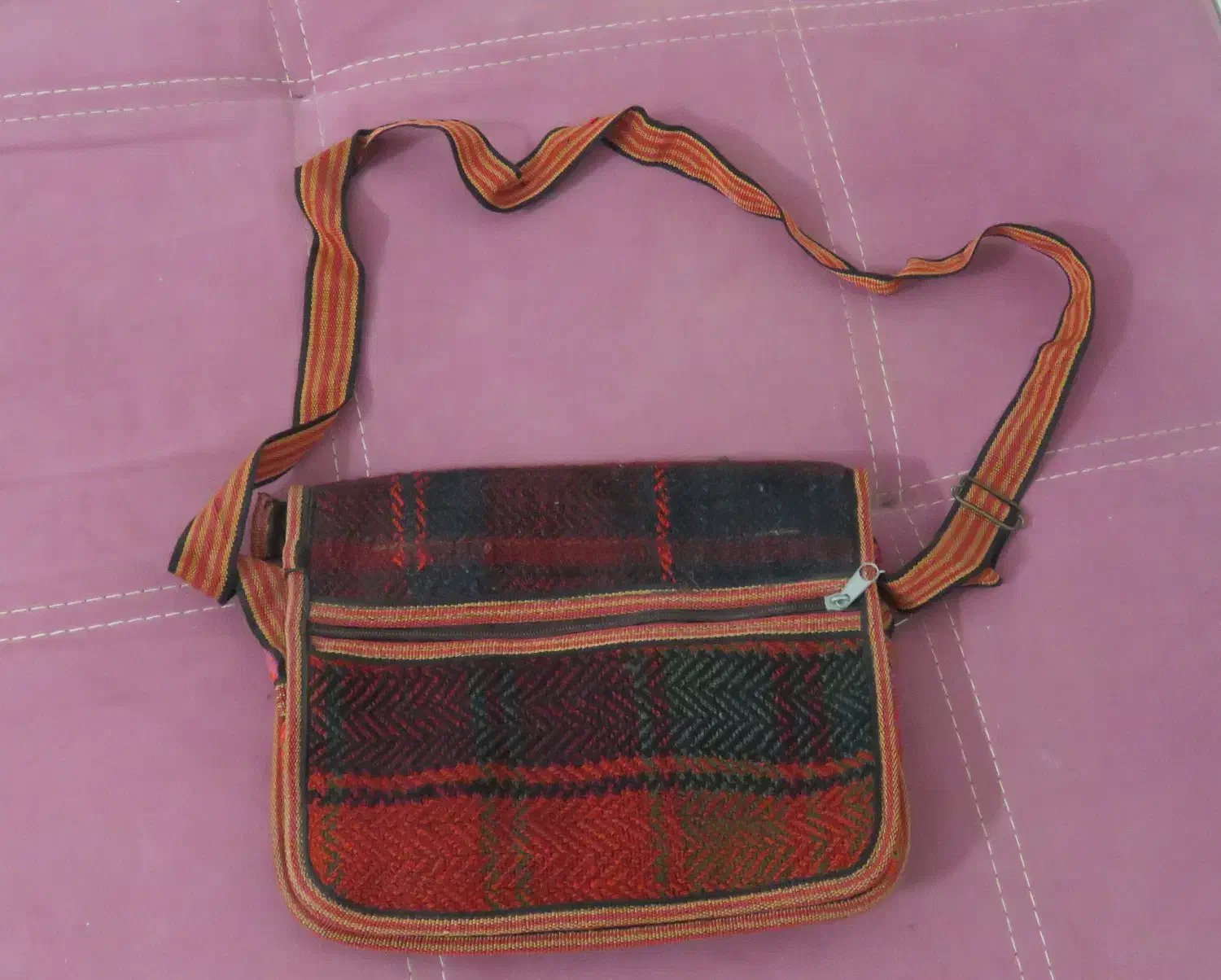 کیف زنانه سنتی|کیف، کفش، کمربند|آمل, |دیوار