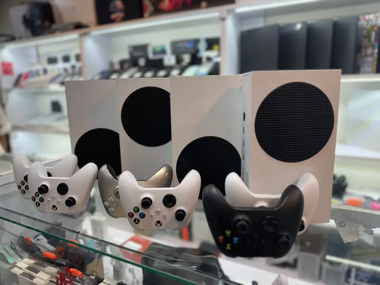 Xbox series S 512دو دسته فول بازی قیمت فوق اقتصادی|کنسول، بازی ویدئویی و آنلاین|کرج, گوهردشت|دیوار