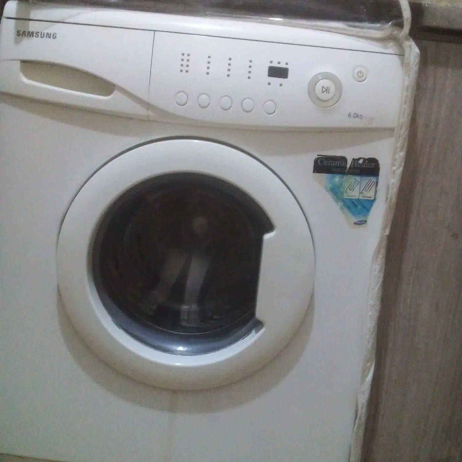 ماشین لباسشویی ۶کیلویی|ماشین لباسشویی و خشک‌کن لباس|قم, انسجام|دیوار