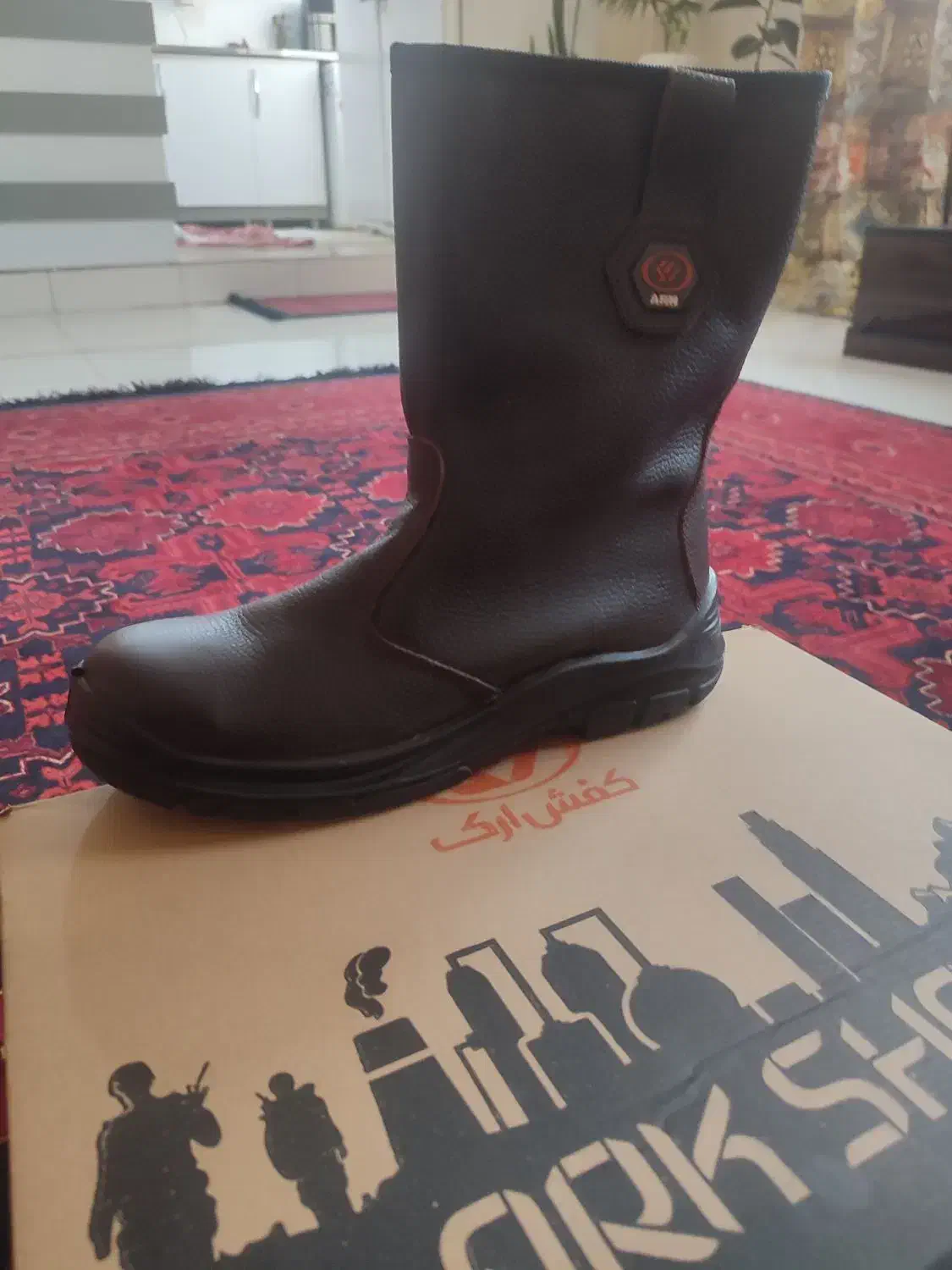 فروش کفش ایمنی ساقه بلند|کیف، کفش، کمربند|فولادشهر, B7|دیوار