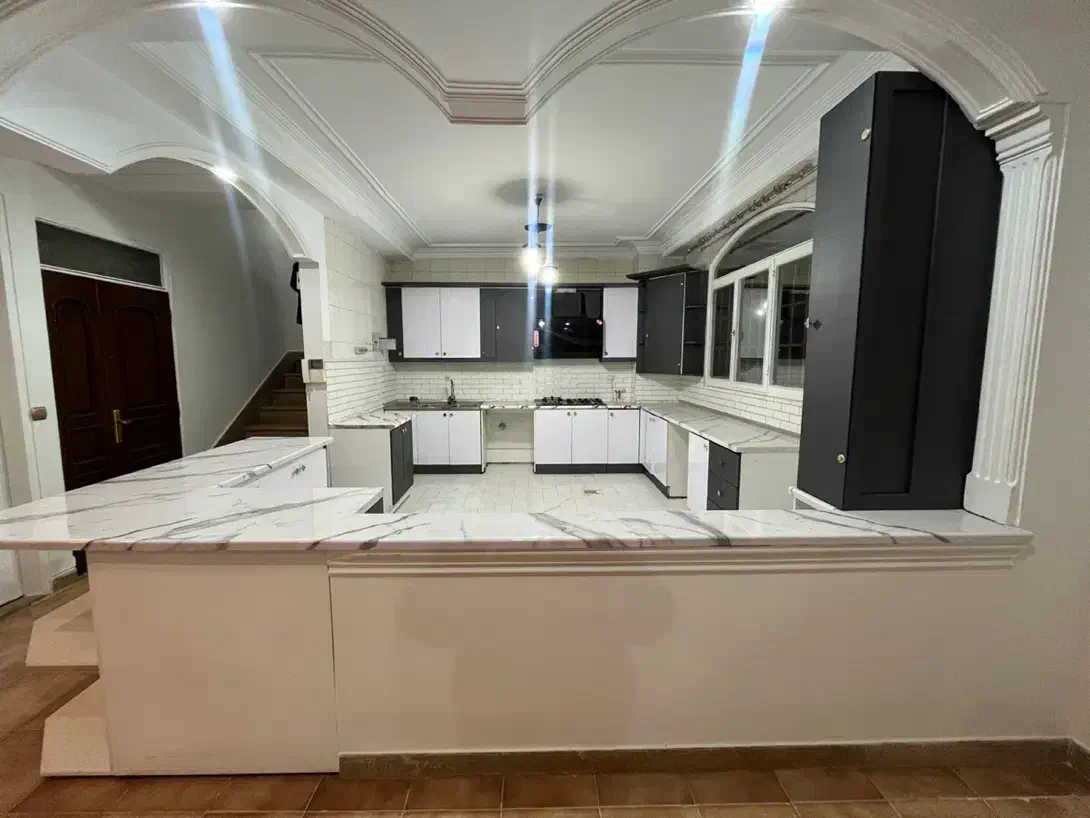 160متر دوبلکس/فول امکانات/روبه آفتاب/2پارکینگ/شفق