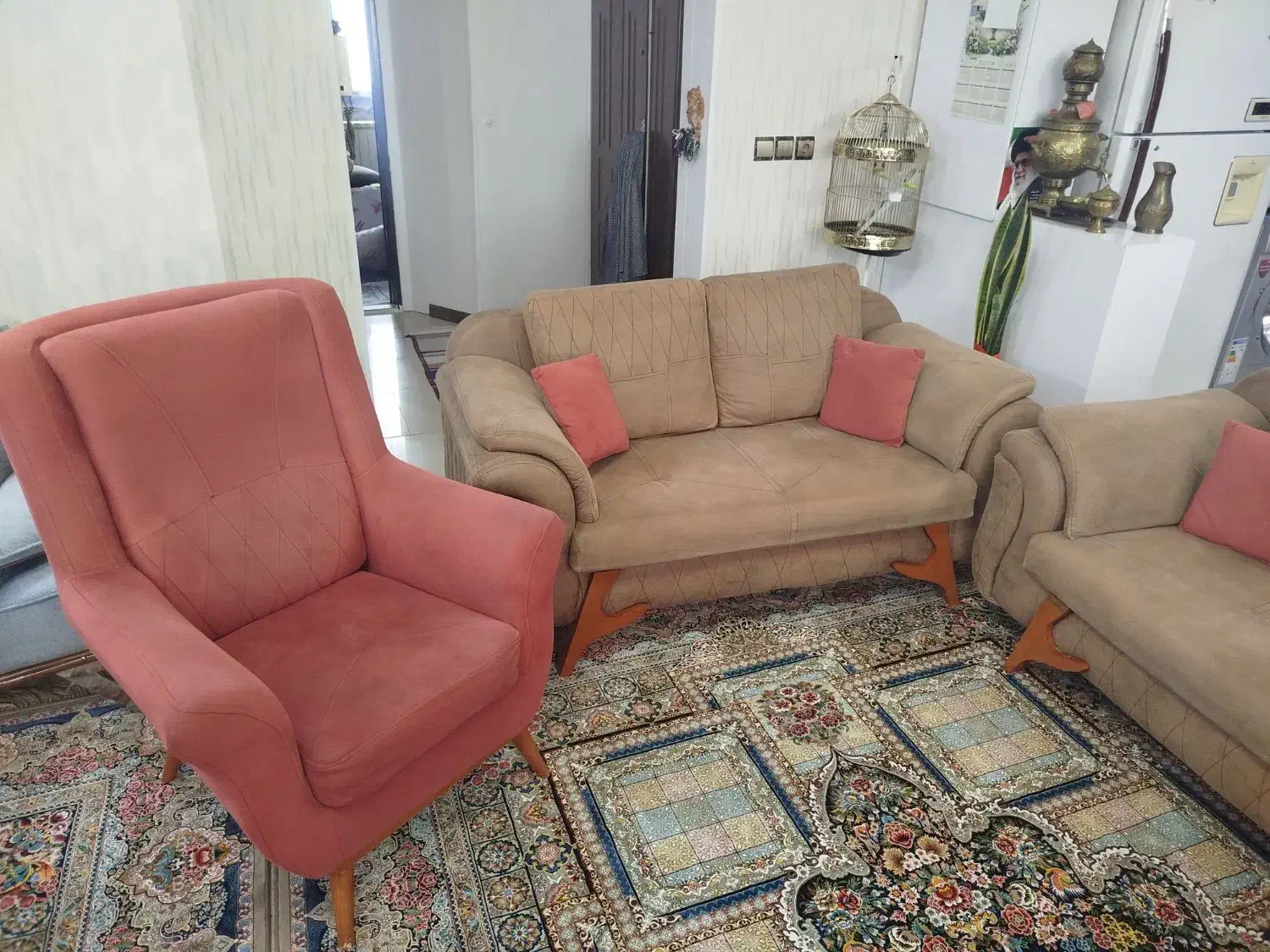 مبل راحتی|مبلمان خانگی و میز عسلی|مشهد, مقدم|دیوار