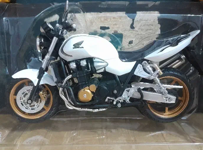 ماکت cb1300|اسباب‌‌بازی|تهران, طرشت|دیوار