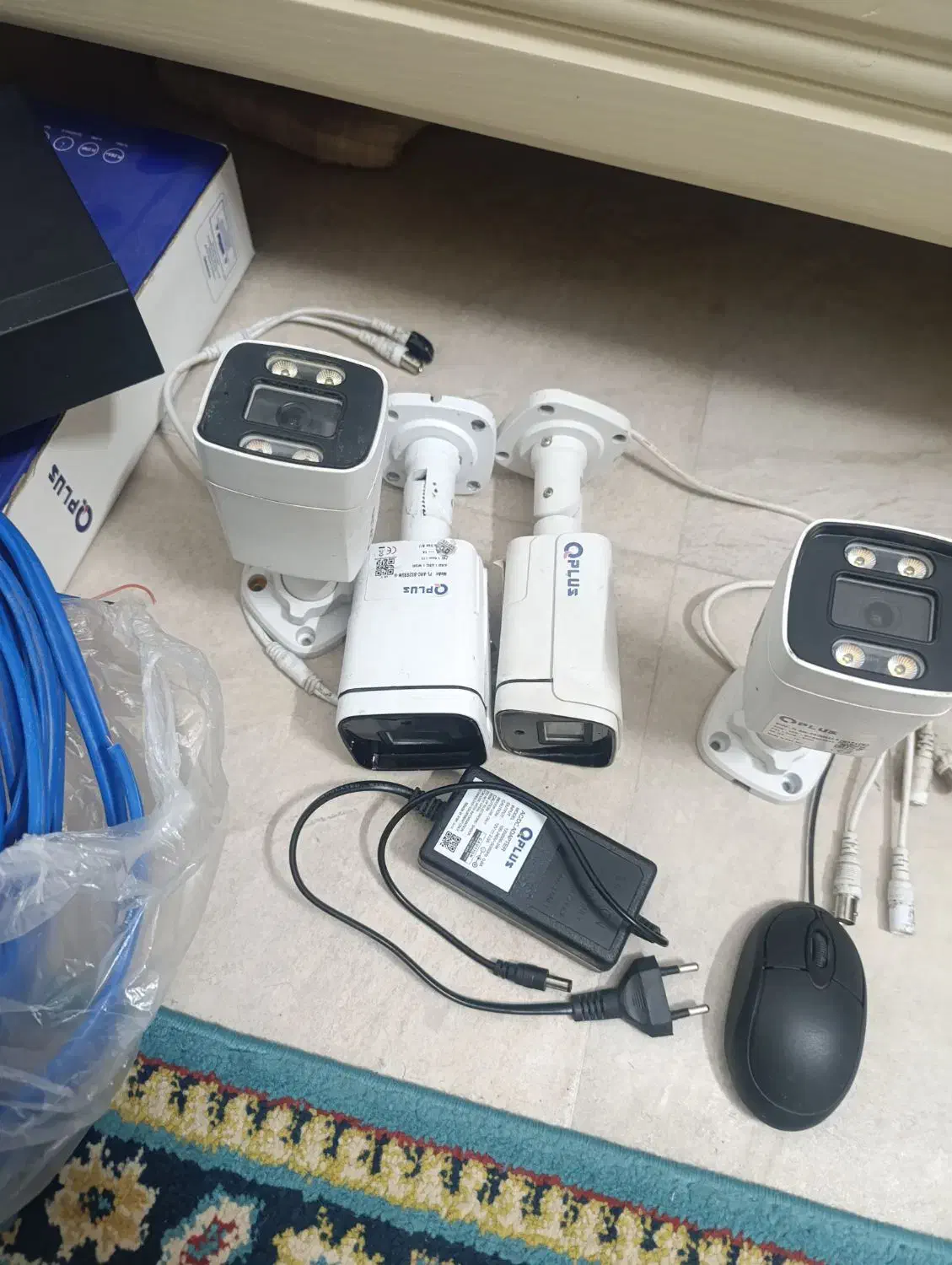 دوربین مداربسته|دوربین مداربسته|فریدون‌کنار, |دیوار