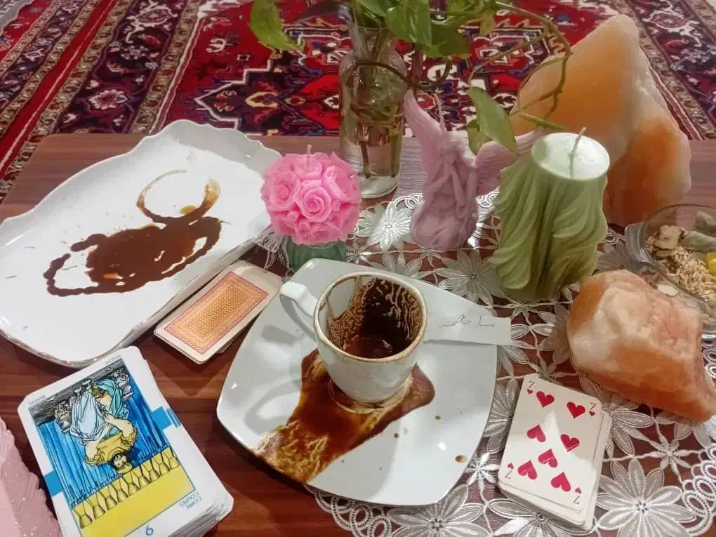 فال قهوه تاروت/قویترین تضمینی، فوق حرفه ای|خدمات پذیرایی، مراسم|کرمان, |دیوار