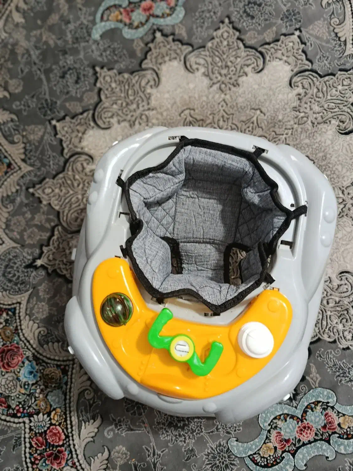 روروک|اسباب و اثاث بچه|رباط‌کریم, رباط‌کریم|دیوار