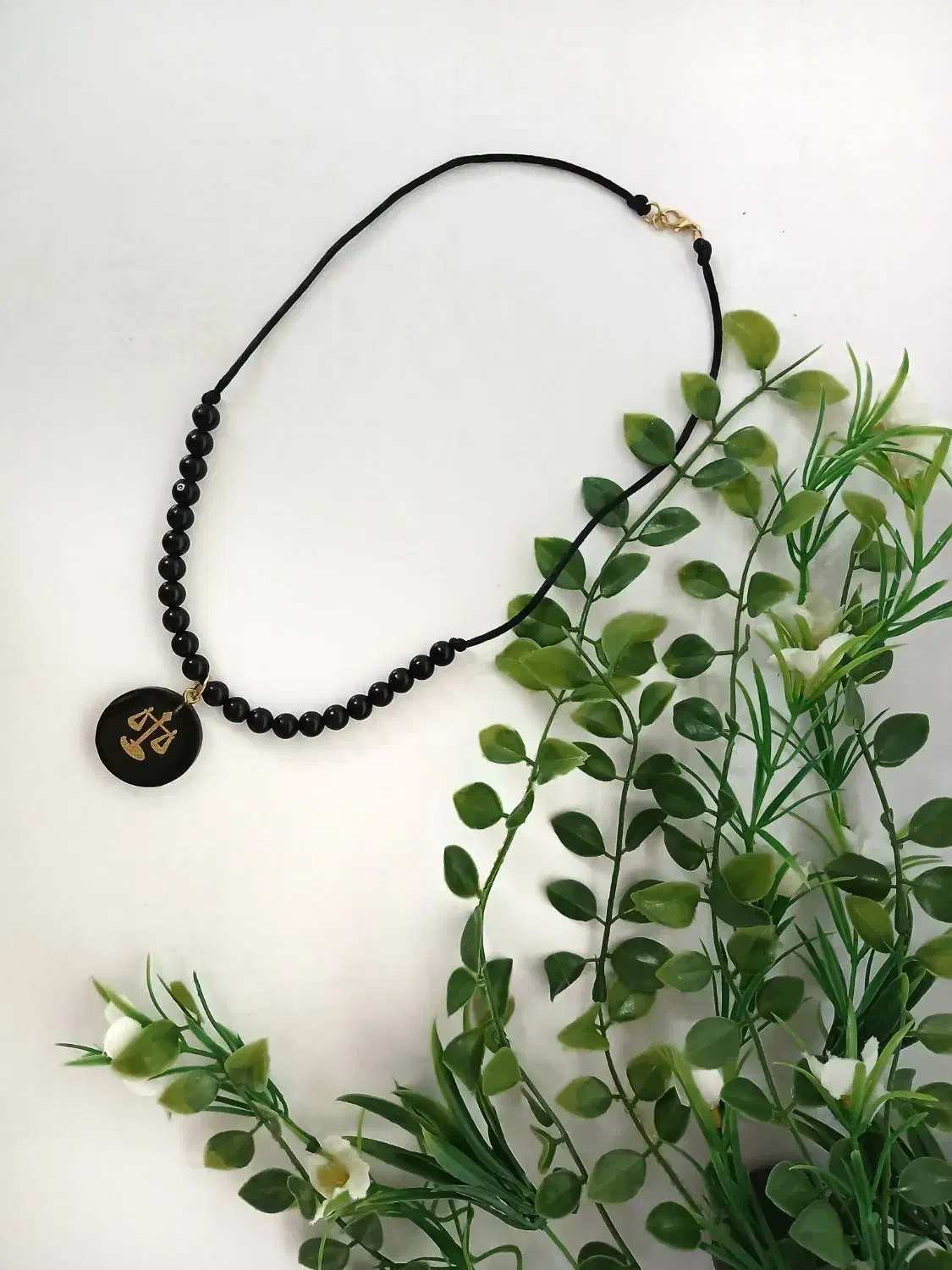 رزین|جواهرات|دامغان, |دیوار