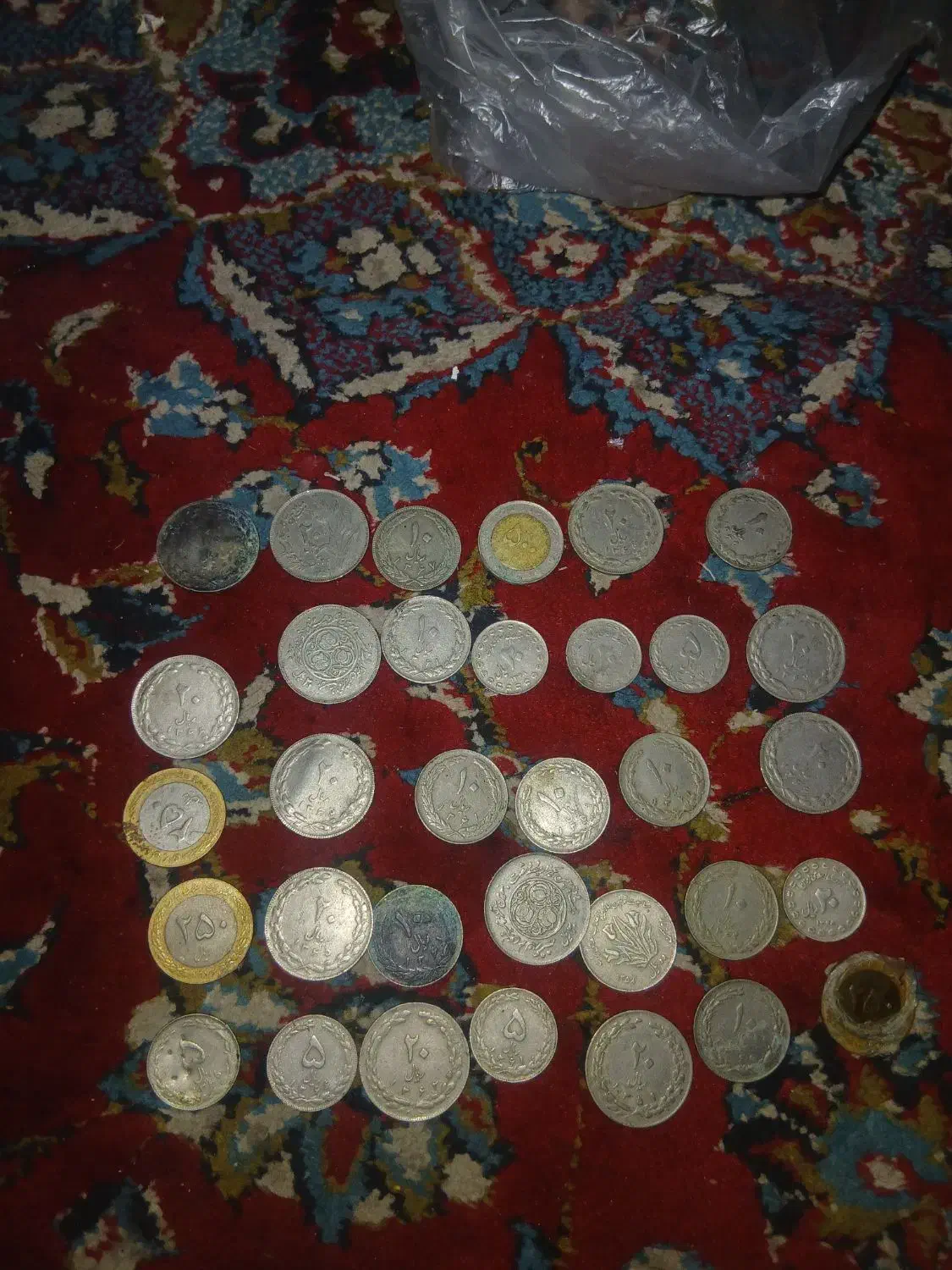 سکه قدیمی|کلکسیون سکه، تمبر، اسکناس|رشت, هلال احمر|دیوار