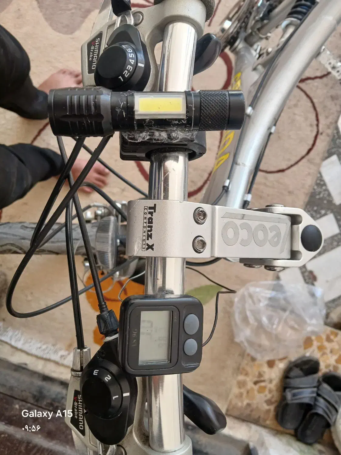 دوچرخه حرفه ای ژاپنی|دوچرخه، اسکیت، اسکوتر|چمستان, |دیوار