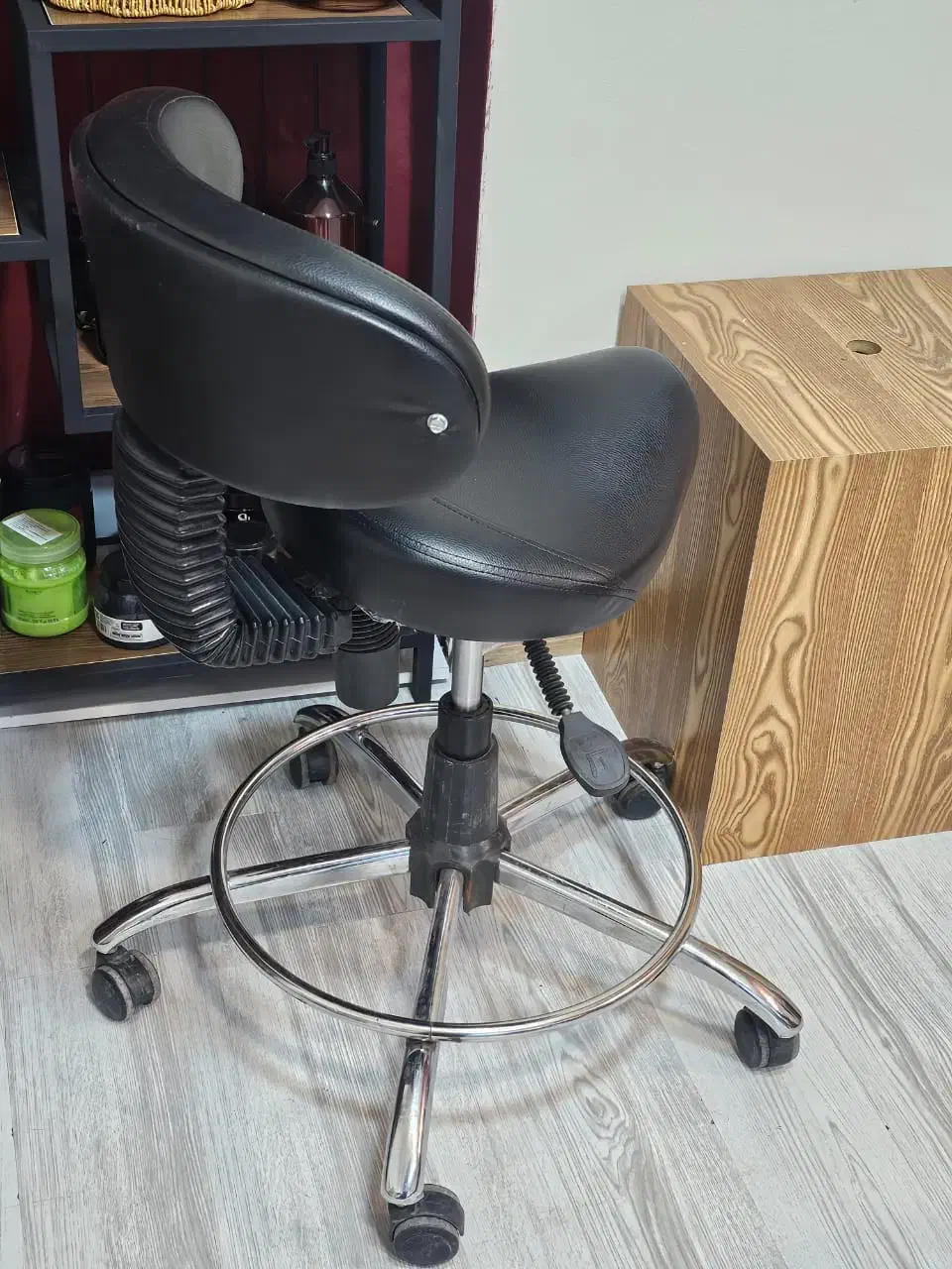 صندلی جک دار چرخشی|صندلی و نیمکت|اصفهان, فیض|دیوار