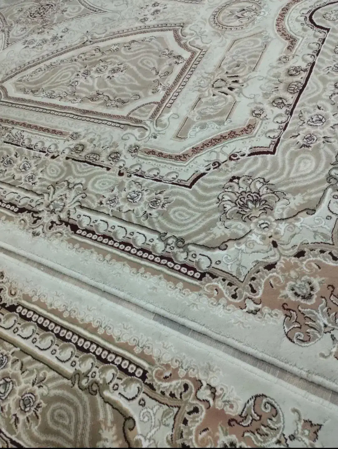 2 عدد 6 متری|فرش|زاهدان, |دیوار