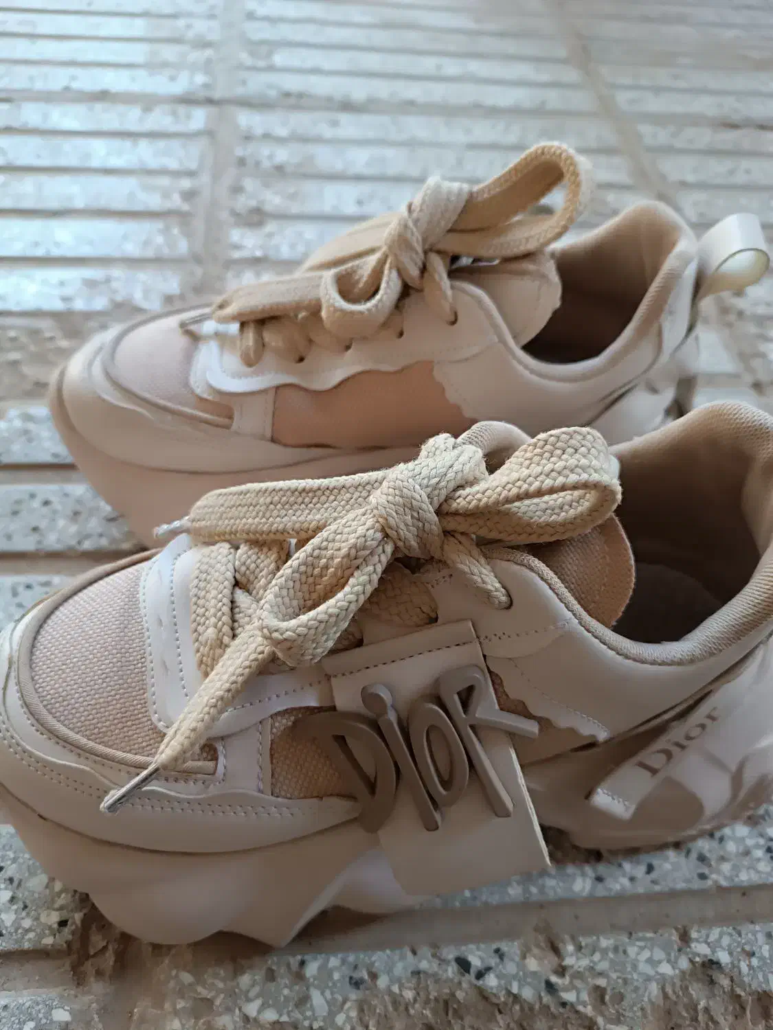 کفش|کیف، کفش، کمربند|شاهرود, |دیوار