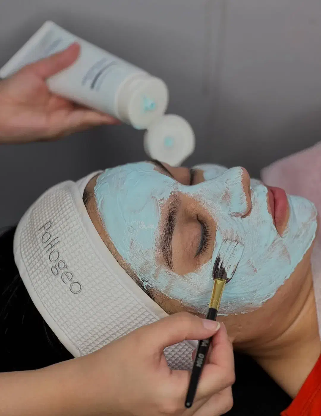 پاکسازی فیشال تخصصی پوست|خدمات آرایشگری و زیبایی|شوش, |دیوار