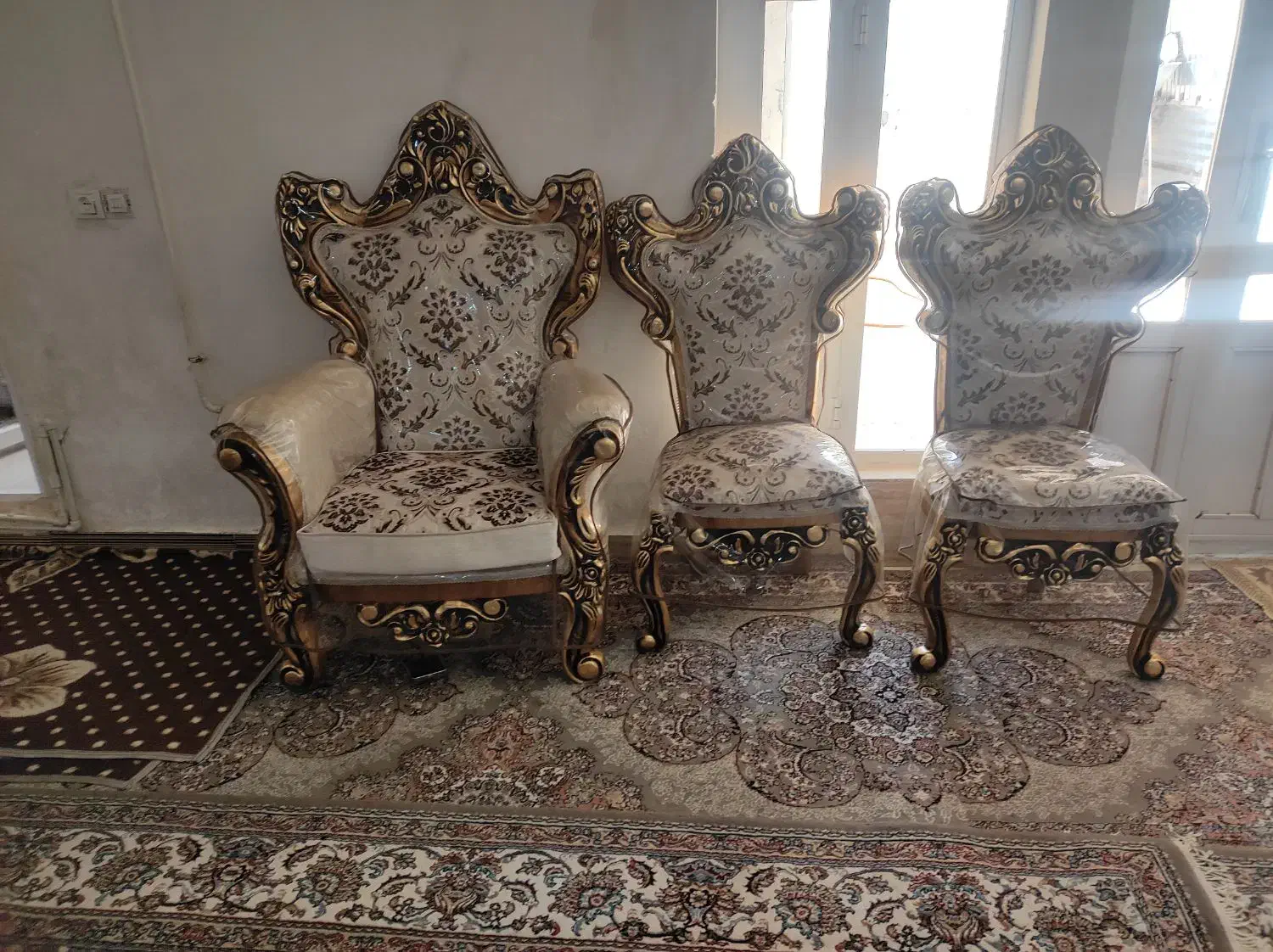 مبلمان سلطنتی|مبلمان خانگی و میز عسلی|سرپل ذهاب, |دیوار