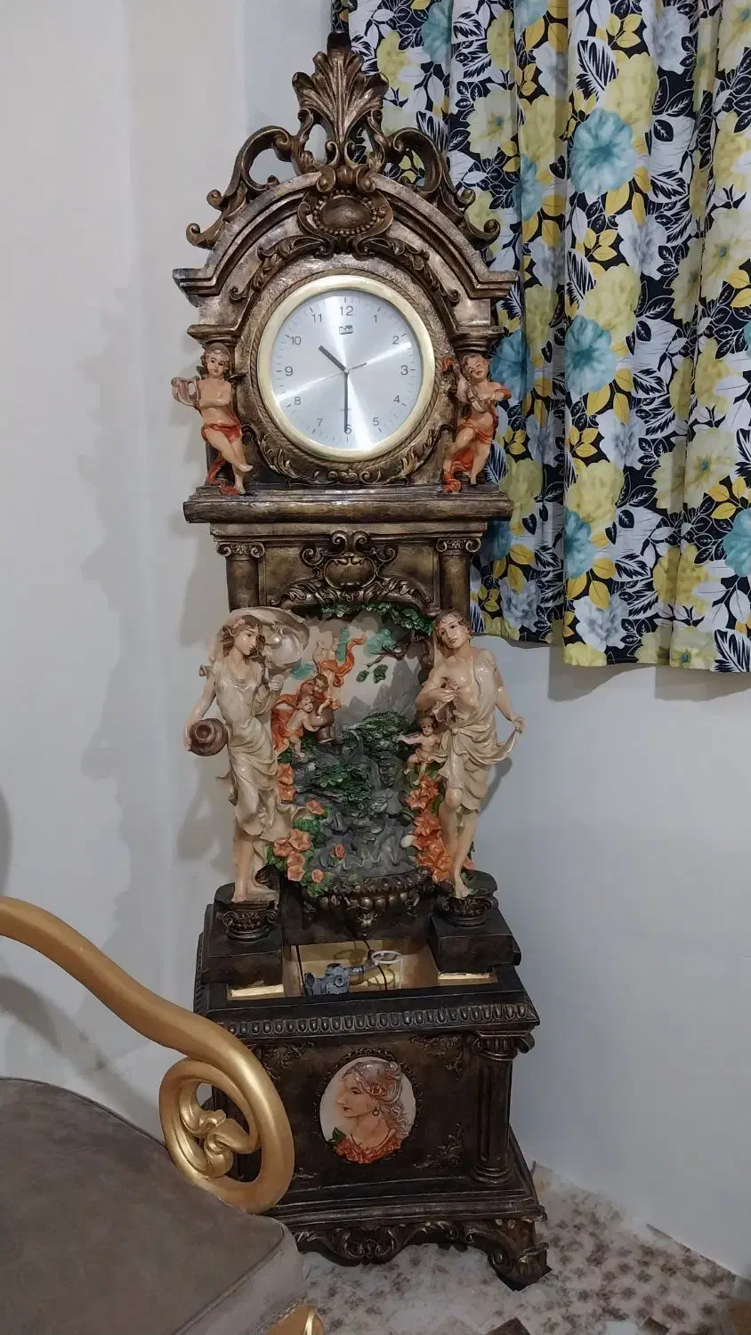 ساعت ایستاده همراه با آبنما|ساعت دیواری و تزئینی|زنجان, |دیوار