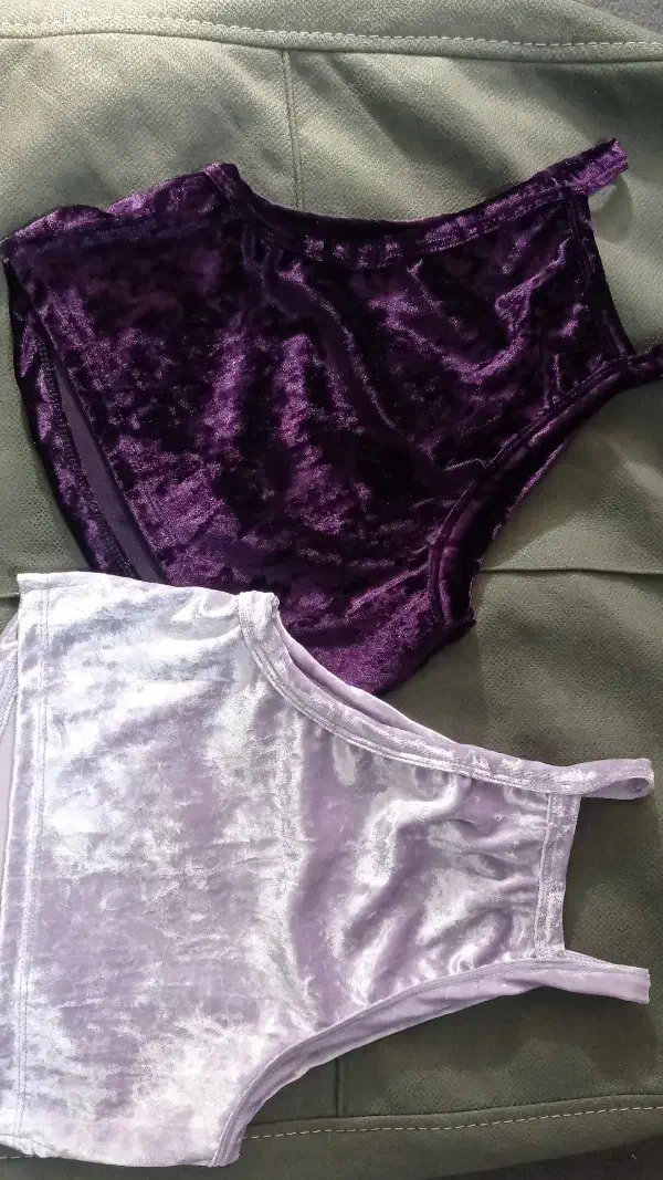 کراپ تاپ مخمل|لباس|نیشابور, خط کاشمر|دیوار