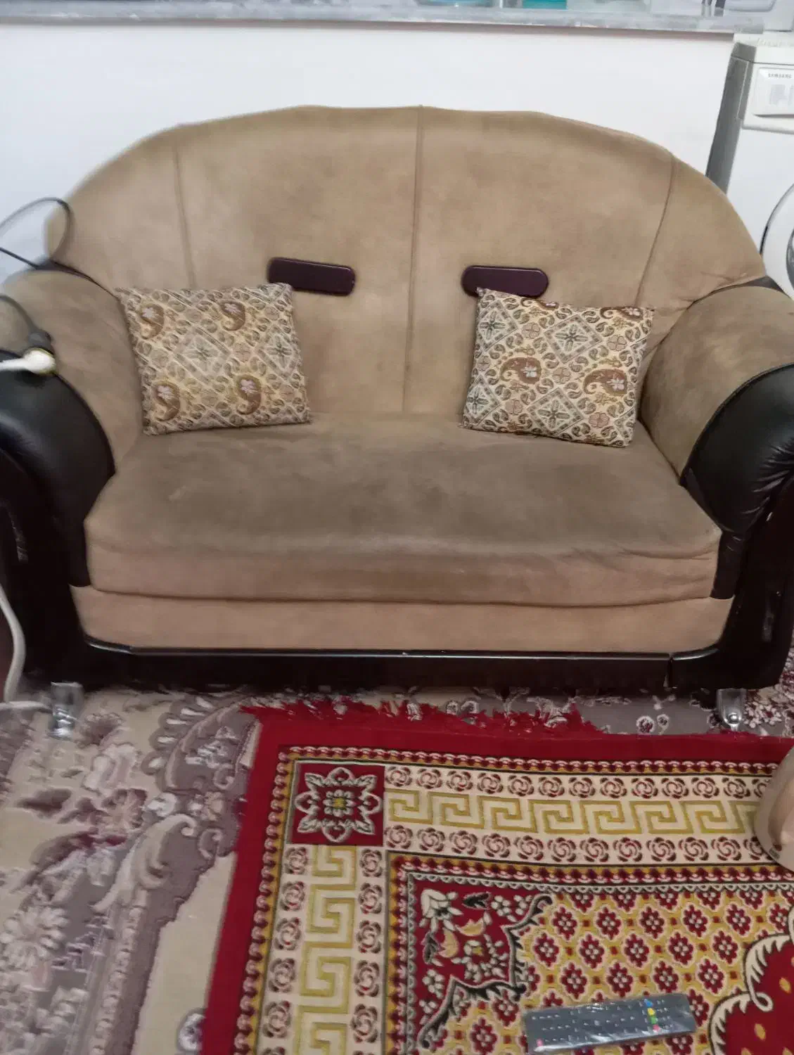 مبل ۷نفره|مبلمان خانگی و میز عسلی|شیراز, کوشک میدان|دیوار