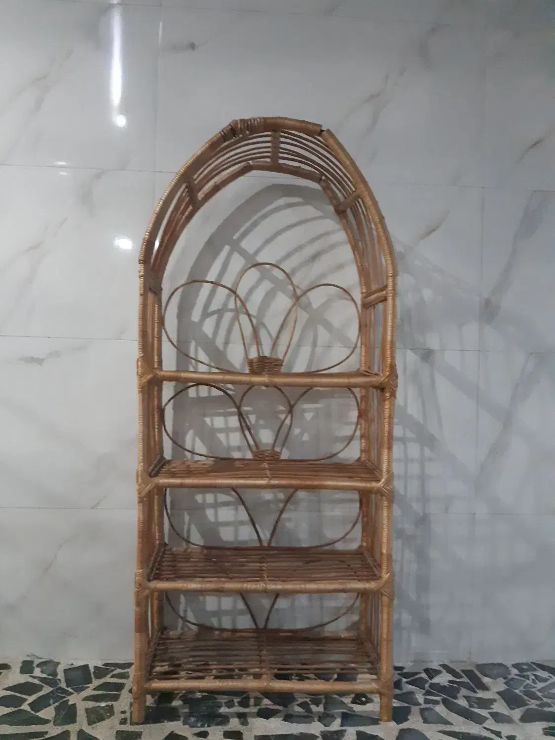 استند حصیری|کتابخانه، شلف، قفسههای دیواری|رودسر, |دیوار