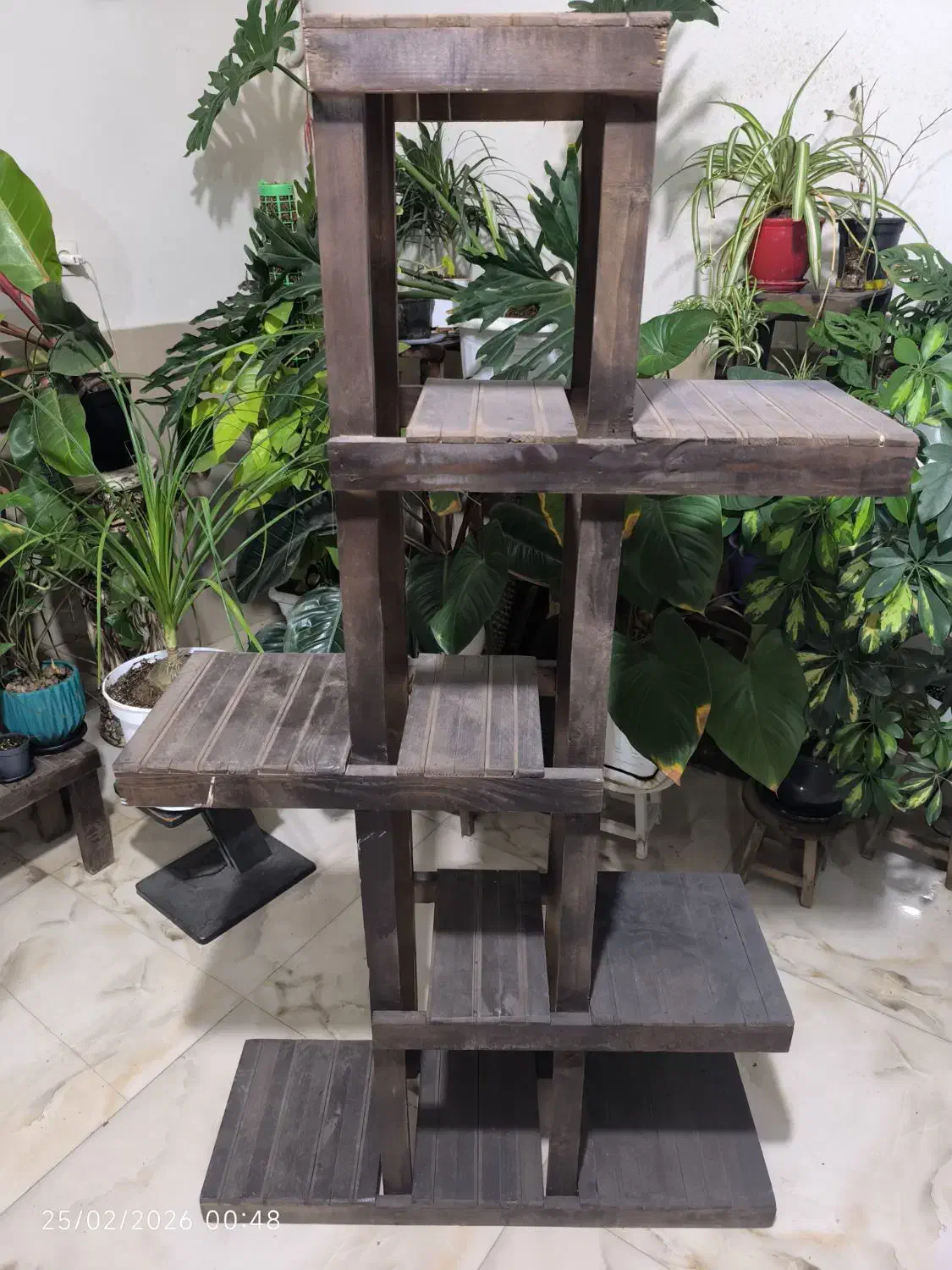 استند گل|گل و گیاه طبیعی|فولادشهر, سایت صنعتی کاوه|دیوار