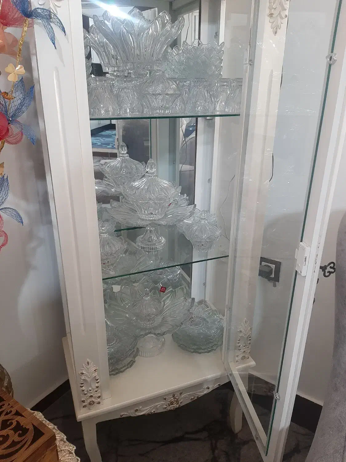 سرویس پذیرایی ۱۲ نفره|ظروف سرو و پذیرایی|آبیک, |دیوار