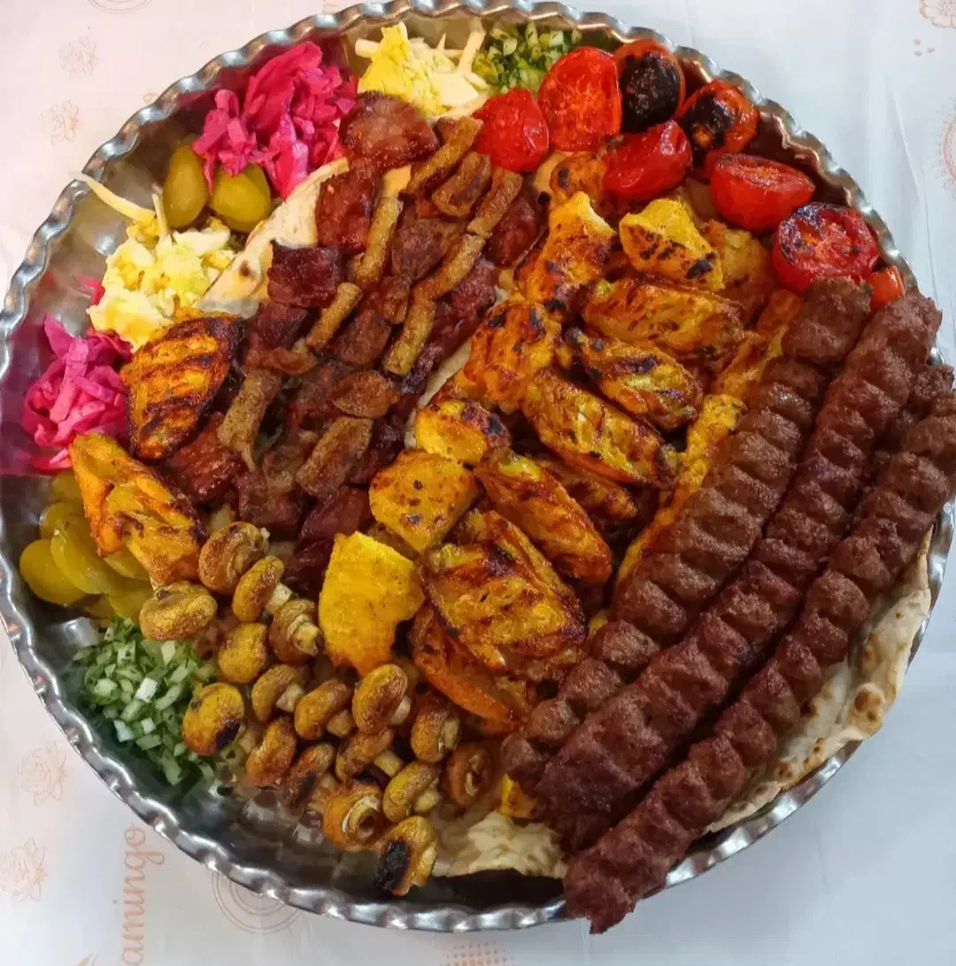 منقل کار و شاطر جگر سرا|استخدام خدمات فروشگاه و رستوران|فردیس, نسترن شرقی|دیوار