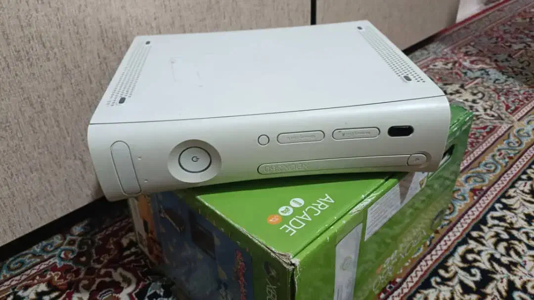 ایکس باکس ۳۶۰ همراه کلی بازی|کنسول، بازی ویدئویی و آنلاین|کرمانشاه, |دیوار