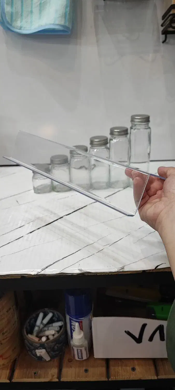 شیشه مکارتی فقط ۱۹ تمن|عمده‌فروشی|قم, پردیسان|دیوار