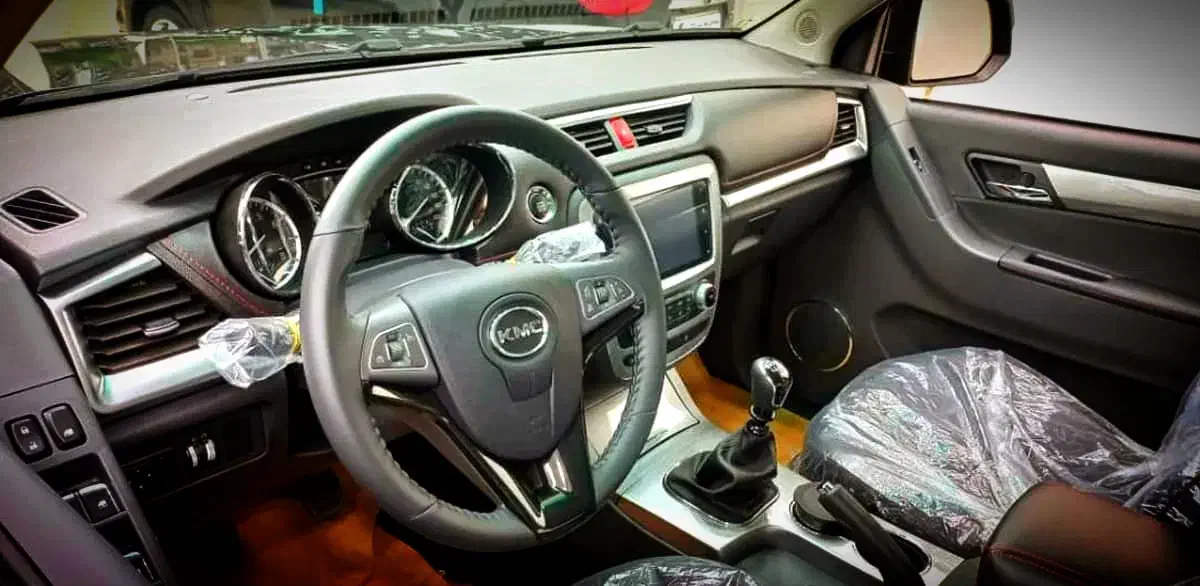 کی ام سی T8 مشکی مدل 1404 صفر|خودرو سواری و وانت|همدان, |دیوار