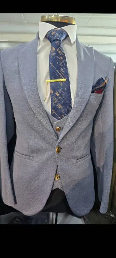 کت شلوار|لباس|بانش, |دیوار