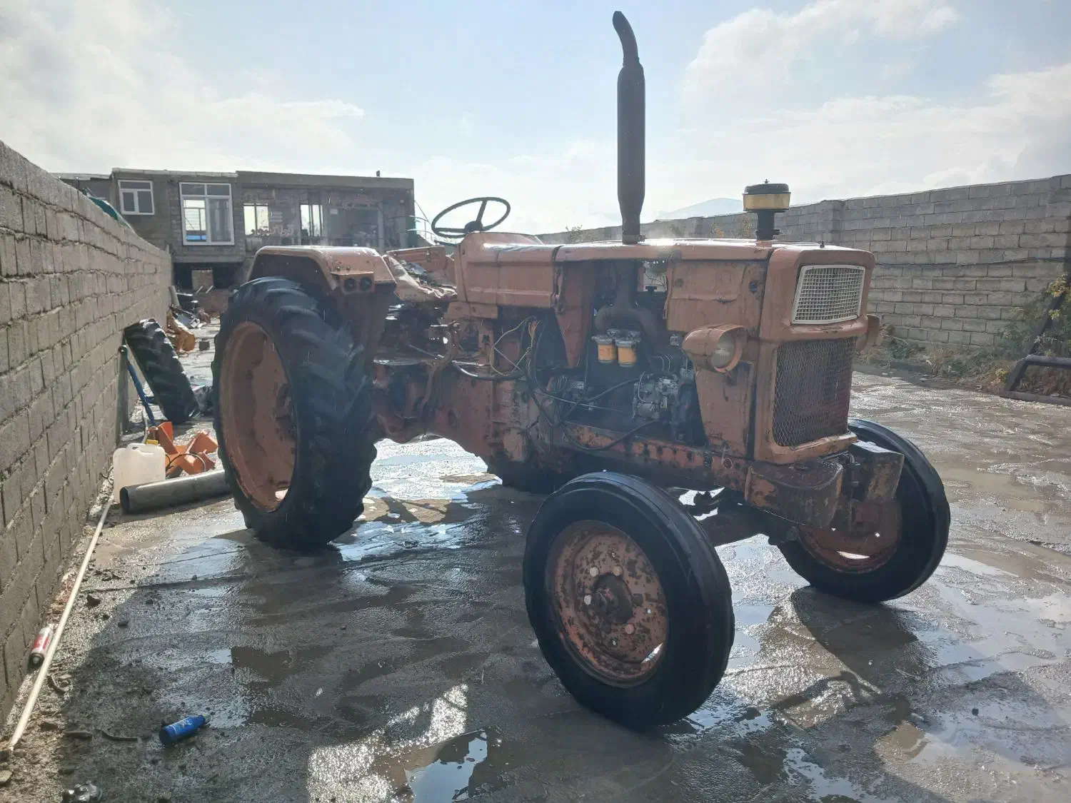 تراکتور رومانی مدل ۶۸|خودرو سنگین|نقده, |دیوار