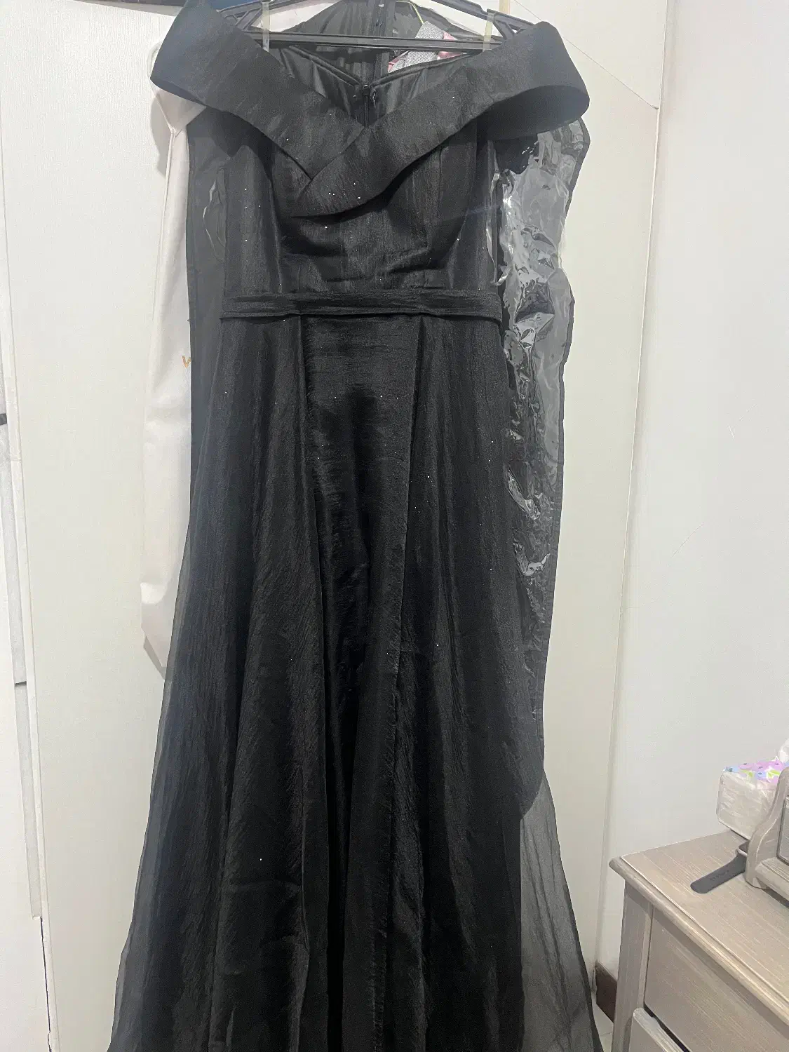 لباس مجلسی|لباس|تهران, چیتگر شمالی|دیوار