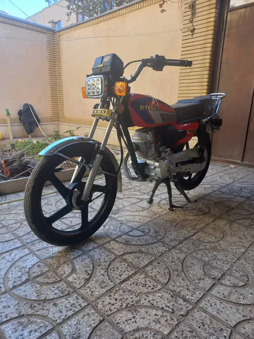 موتور احساس ۱۲۵|موتورسیکلت|آباده, |دیوار