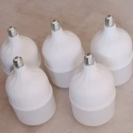 لامپهای ویژه پرنور و کممصرف با گارانتی ۱۲ ماهه|لامپ و چراغ|قم, پردیسان|دیوار