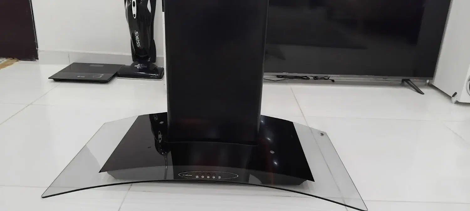 هود مهسا در حد نو|هود|رباطکریم, رباطکریم|دیوار