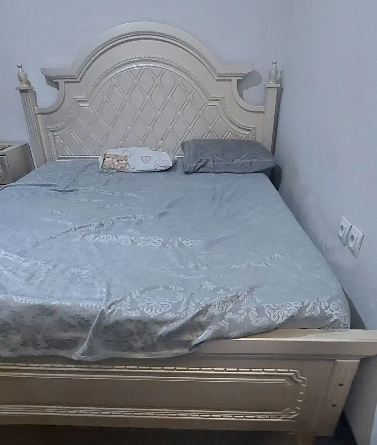 سرویس خواب چوب دونفره با خوشخواب|تخت و سرویس خواب|شیراز, لاله|دیوار